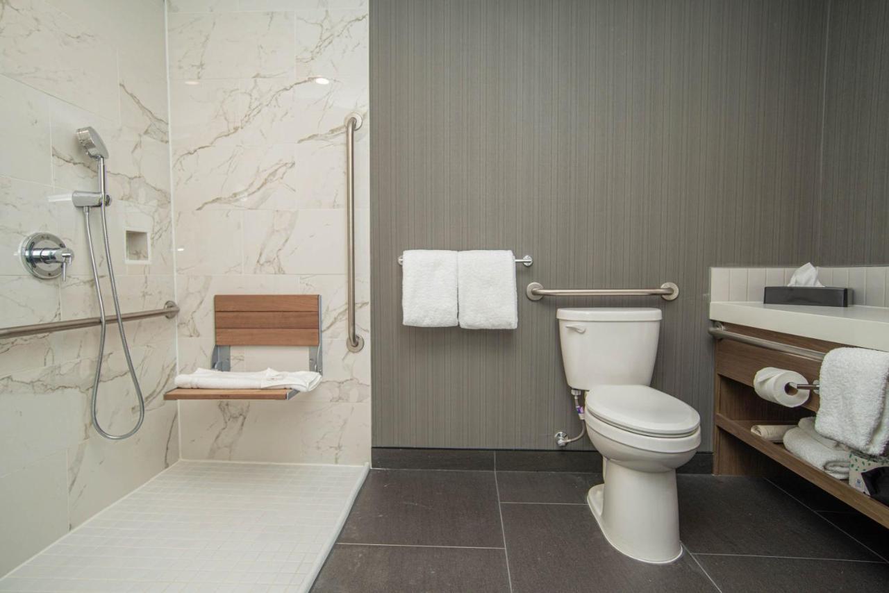 Sandman Signature Ottawa Airport Hotel 외부 사진