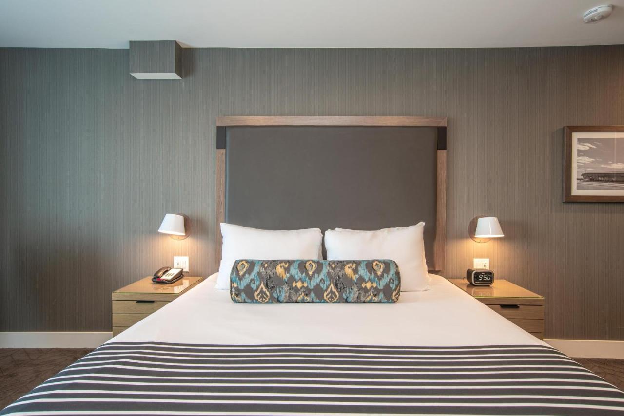 Sandman Signature Ottawa Airport Hotel 외부 사진