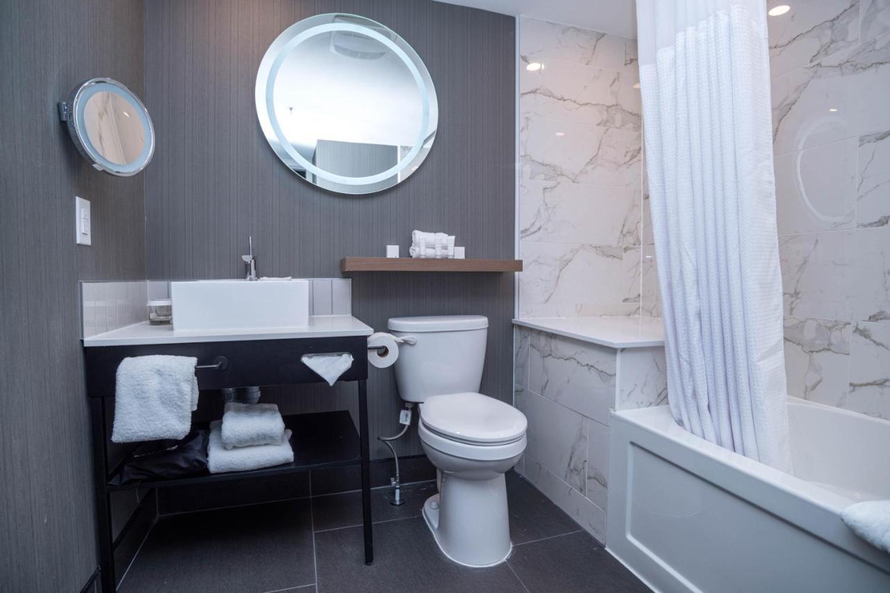 Sandman Signature Ottawa Airport Hotel 외부 사진